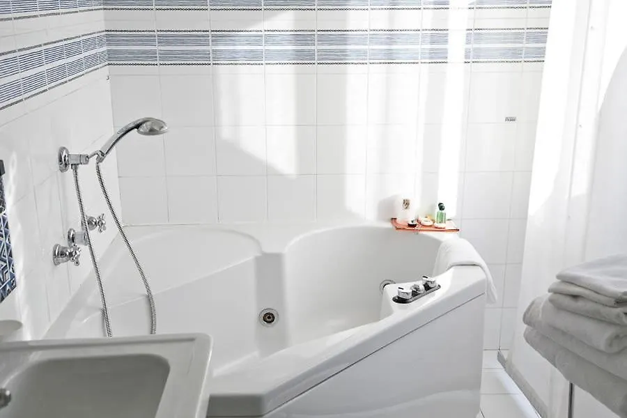 Da Oe Vittorio Srl Hotel Recco Italy