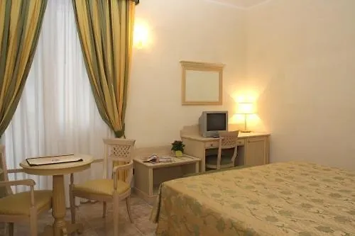 Da Oe Vittorio Srl Hotel Recco