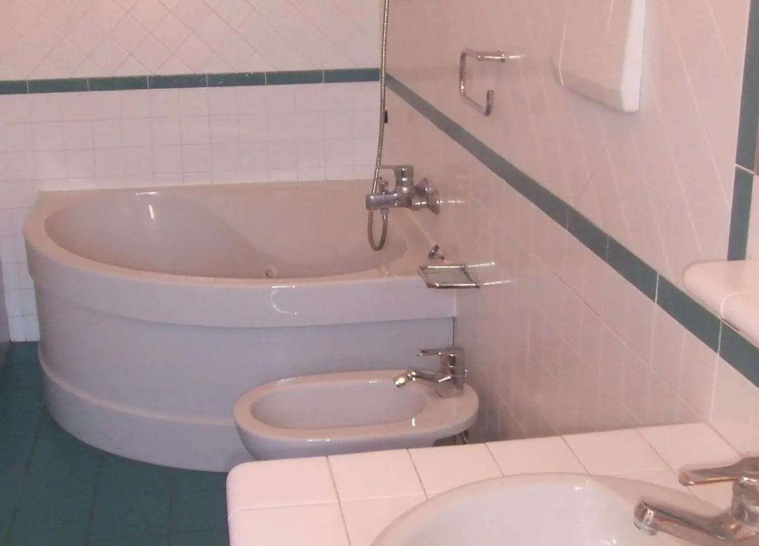 Da Oe Vittorio Srl Hotel Recco 3*,  Italy